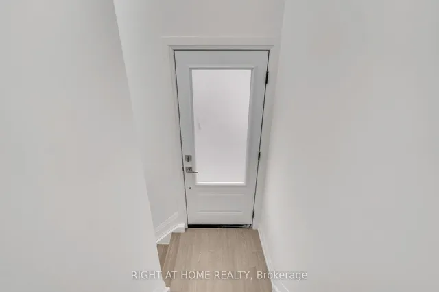 Additional image 25 of 26 Mcmillan Ave