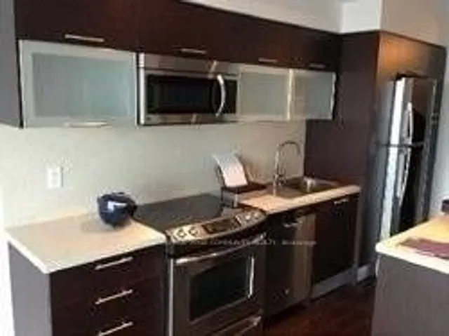 Additional image 2 of 386 Yonge St Unit 4313