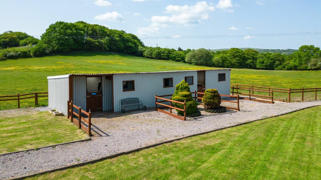Additional image 2 of Cae'r Ysgol Farm, Tonyrefail, Porth