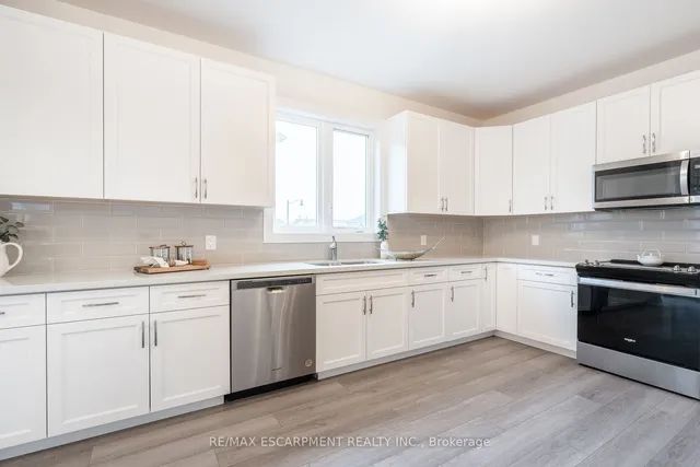 Additional image 11 of 45 Great Falls Blvd