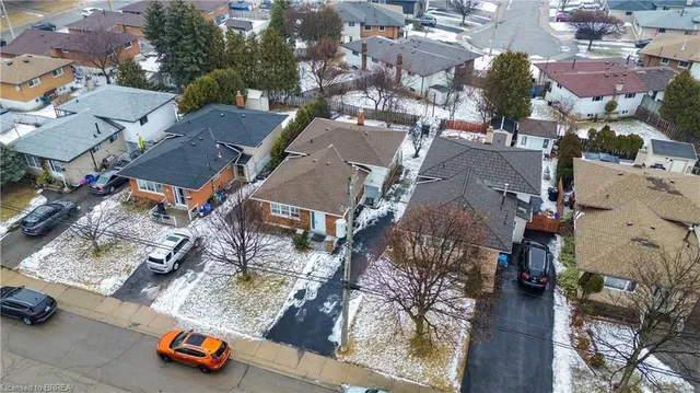 Additional image 49 of 15 Queensbury Dr