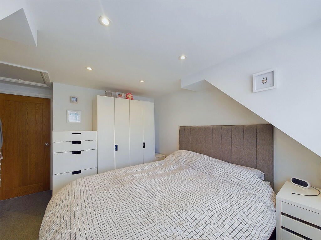 Additional image 21 of 4 Hillview Road, Findon Valley, Worthing, BN14 0BU