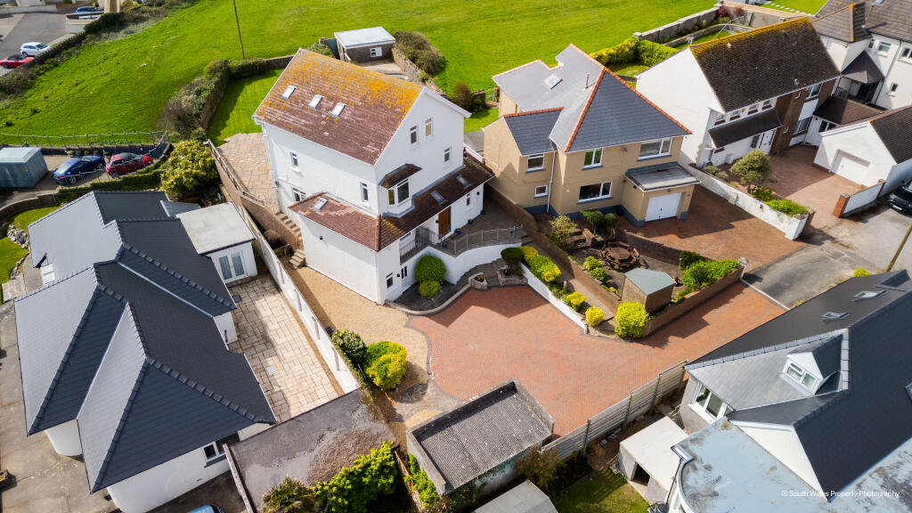 Additional image 8 of SPRINGFIELD AVENUE, PORTHCAWL, CF36 3LB