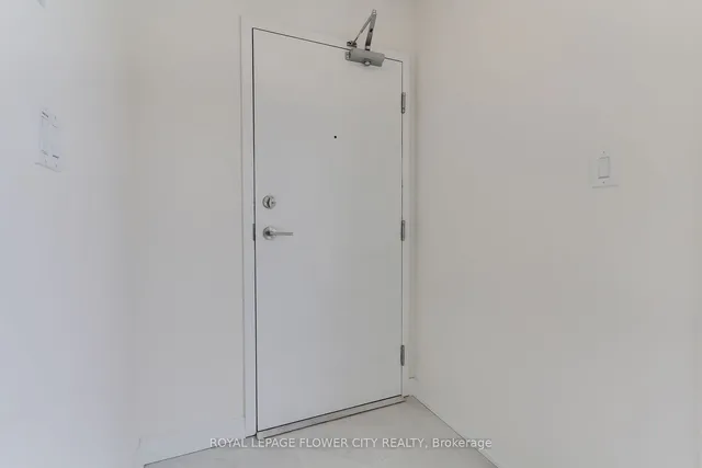 Additional image 6 of 165 Tapscott Rd Unit 10