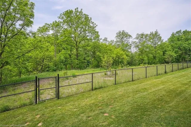 Additional image 41 of 2750 King St Unit 404