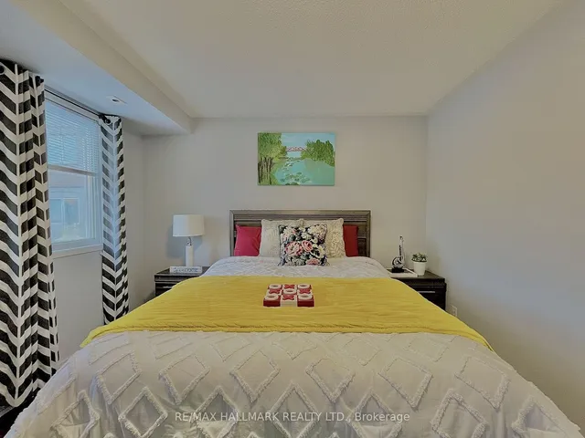 Additional image 19 of 28 Rosebank Dr Unit 1107