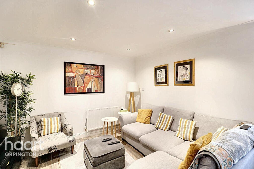 Additional image 19 of Magpie Hall Lane, BROMLEY