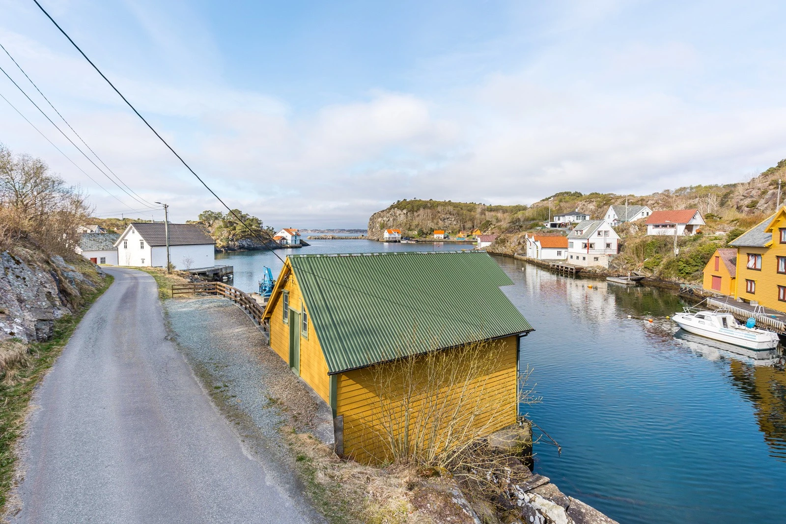 Additional image 3 of Gullvegen naust, 5437 Finnås