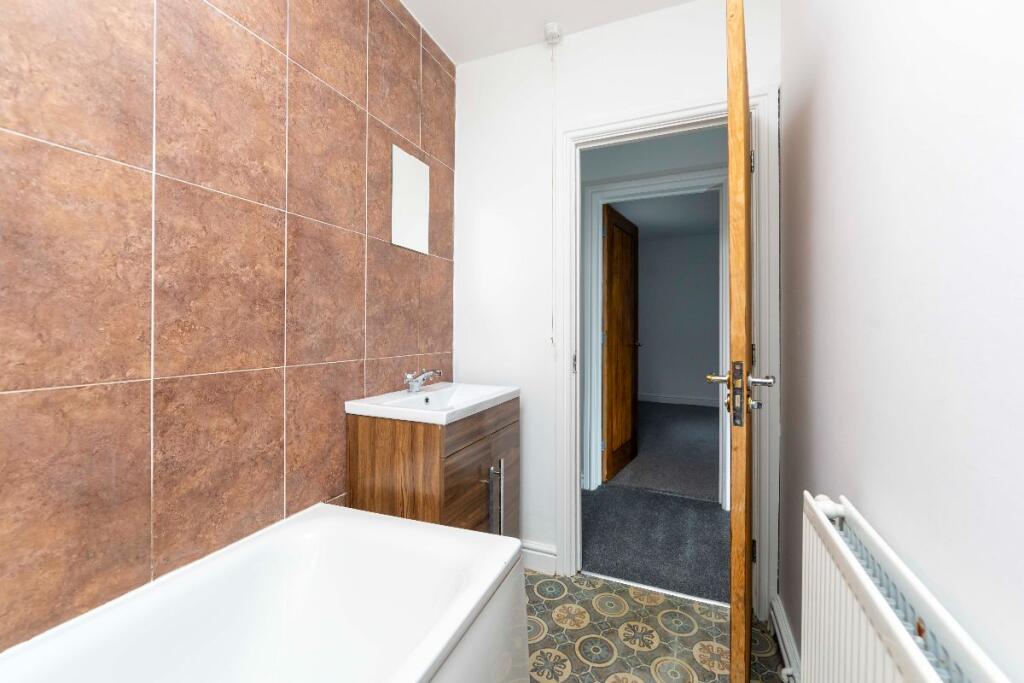 Additional image 19 of Maen Ganol, Trelewis, Treharris