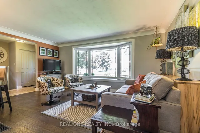 Additional image 9 of 5222 Bromley Rd