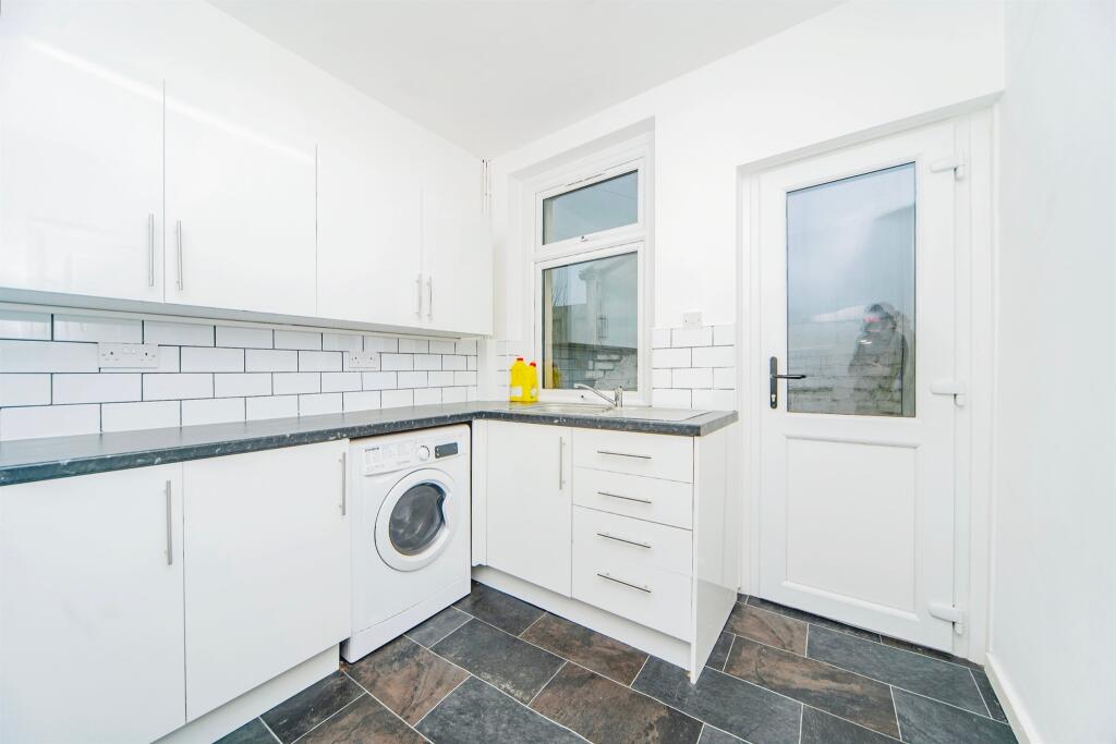 Additional image 14 of Guthrie Street, Barry