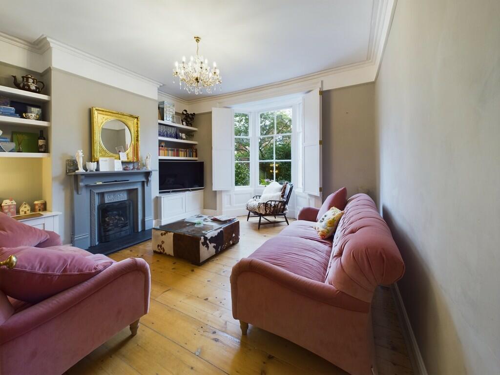 Additional image 3 of Victoria Pathway, Queens Park