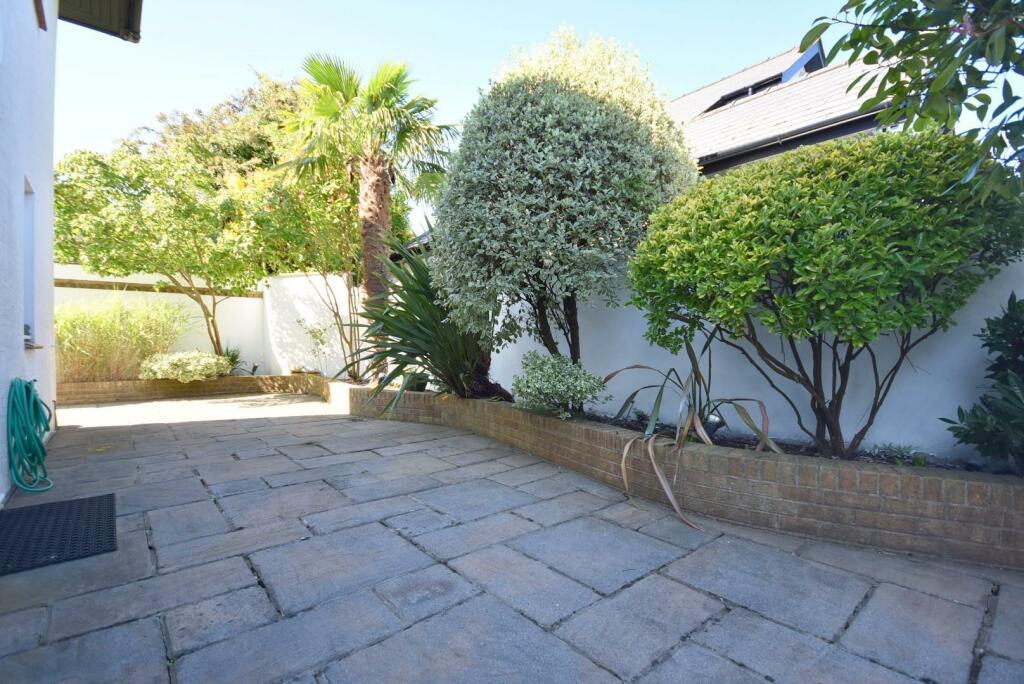 Additional image 28 of 2 Turnpike Close, Dinas Powys, CF64 4HT