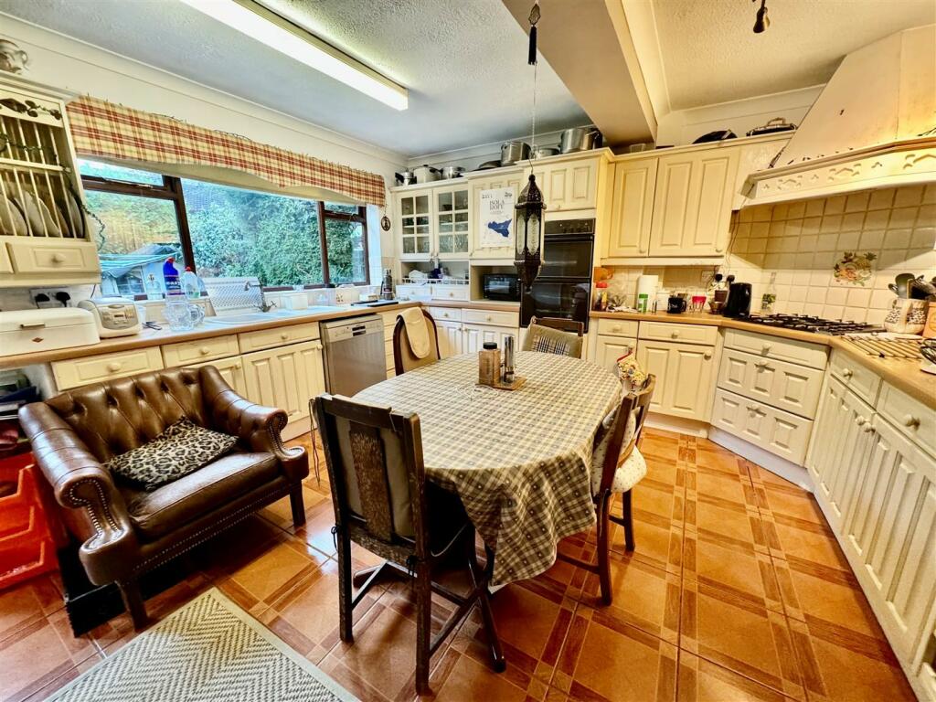 Additional image 9 of Wealstone Lane, Upton