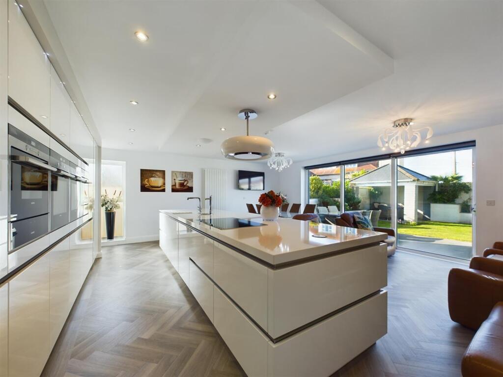 Additional image 44 of Hutchwns Close, Porthcawl