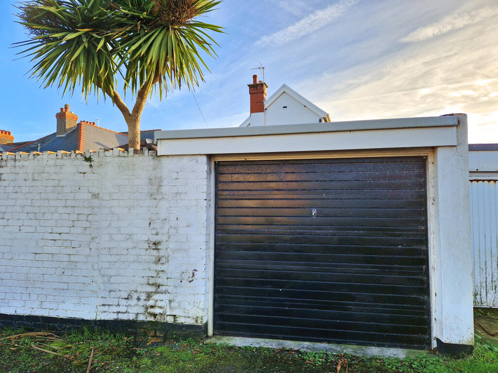 Additional image 31 of BLUNDELL AVENUE, PORTHCAWL, CF36 3YY