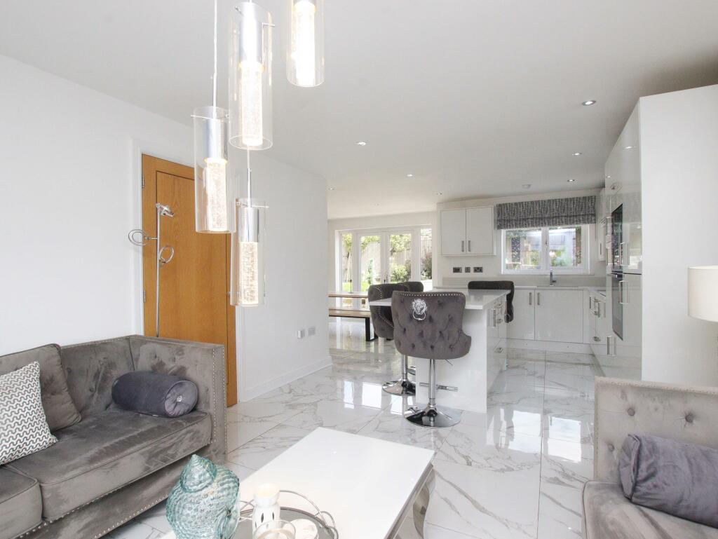 Additional image 5 of Highfields, Tonyrefail, CF39 8GA