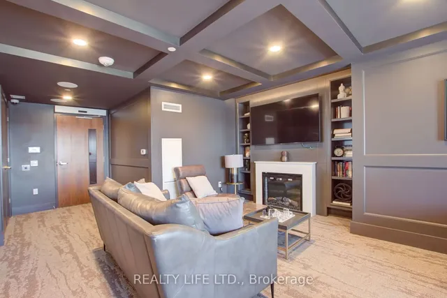 Additional image 31 of 1050 Main St Unit 1014