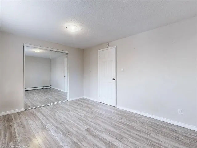 Additional image 26 of 293 Fairway Rd Unit 26