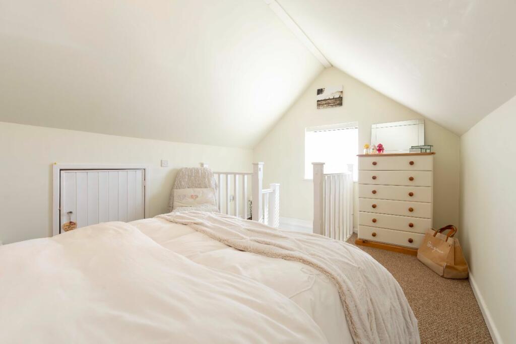 Additional image 36 of Tawel Fan, Nelson, Treharris