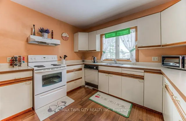 Additional image 20 of 255 Bedford Rd