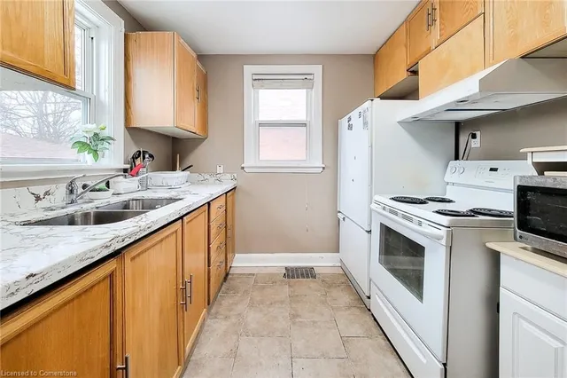 Additional image 10 of 36 Mapes Ave