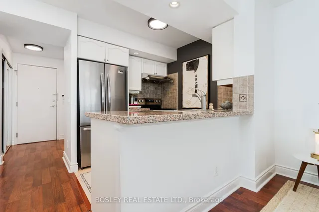 Additional image 11 of 10 Northtown Way Unit 402