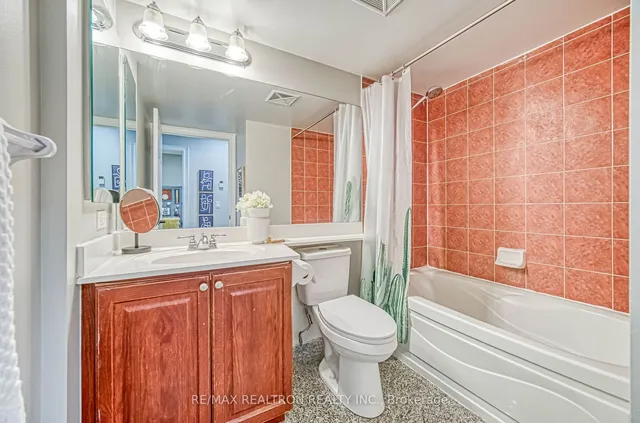 Additional image 18 of 15 Greenview Ave Unit 2503