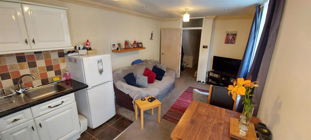 Additional image 4 of Brunswick Street, Canton, Cardiff