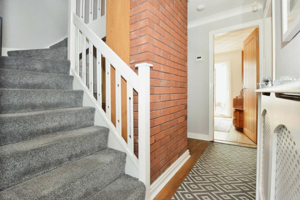 Additional image 5 of Dibbinview Grove, Spital