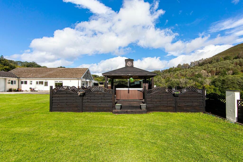 Additional image 51 of Ty'R-y-Wen Farm, Bedlinog, Treharris