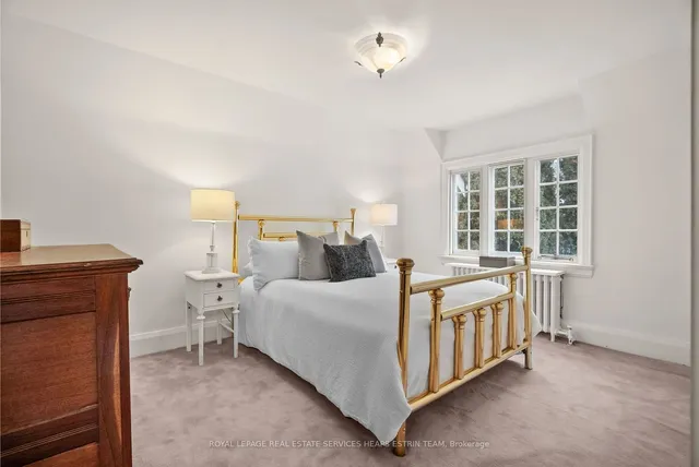 Additional image 20 of 241 Chaplin Cres