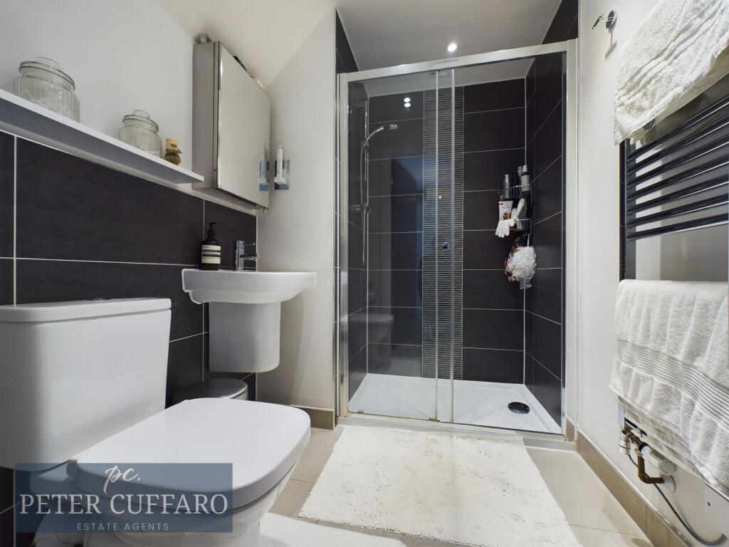 Additional image 21 of Queens Avenue, Welwyn Garden City, AL7