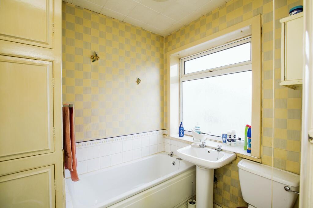 Additional image 10 of Farfield Grove, Bradford, BD6