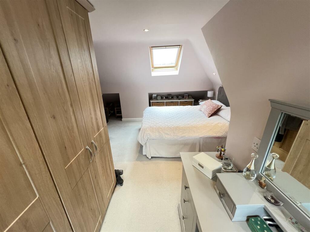 Additional image 33 of Cedarway, Gayton, Wirral