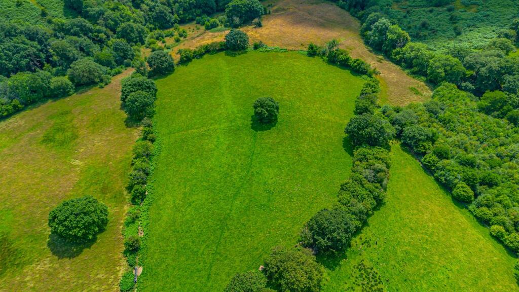 Additional image 7 of Tair Waun Isaf Farm, Pontypridd