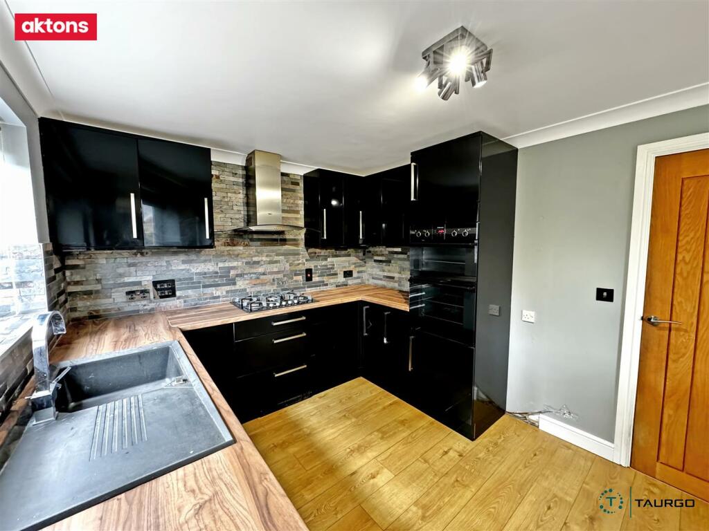 Additional image 6 of Trem Yr Efail, Ystrad Mynach, Hengoed