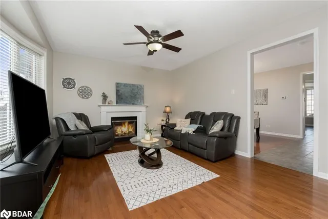 Additional image 13 of 260 Mcdougall Cross