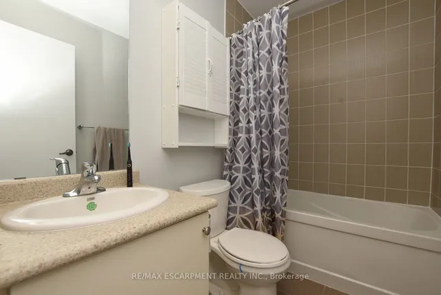 Additional image 28 of 50 Sherway Dr