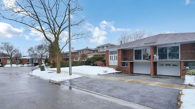 Additional image 2 of 23 St. Paschal Crt