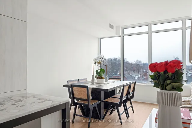 Additional image 5 of 151 Avenue Rd Unit 510