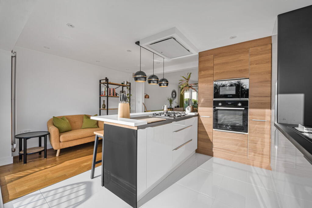 Additional image 6 of Denbigh Court, Caerphilly, CF83 2UN