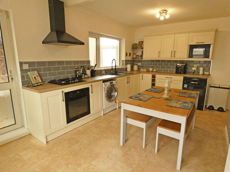 Additional image 7 of The Avenue, Ystrad Mynach, Hengoed, CF82 8BA