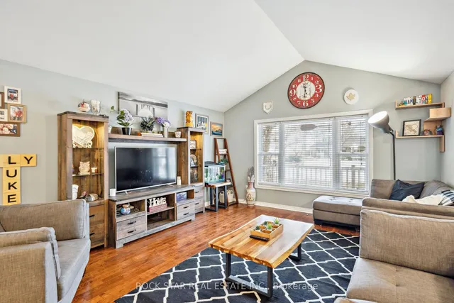 Additional image 8 of 996 BEACH Blvd