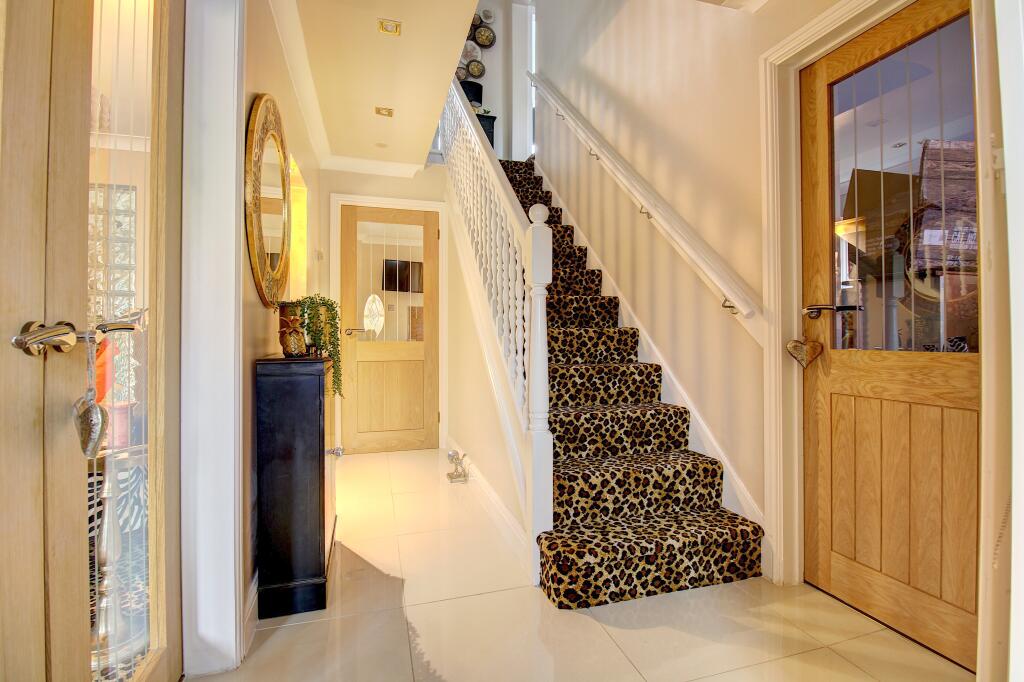 Additional image 13 of Cleeve, Tamworth, B77