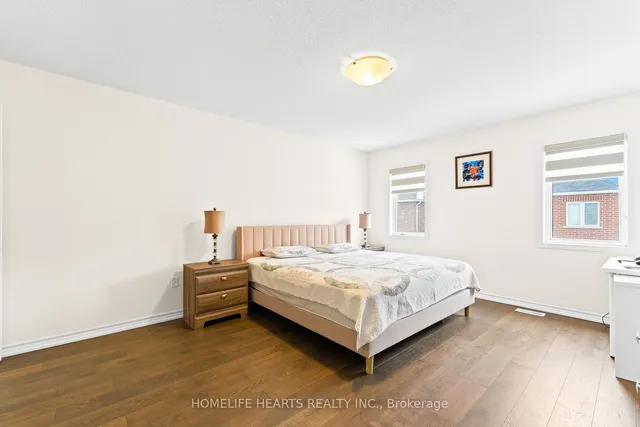 Additional image 24 of 915 Penson Cres