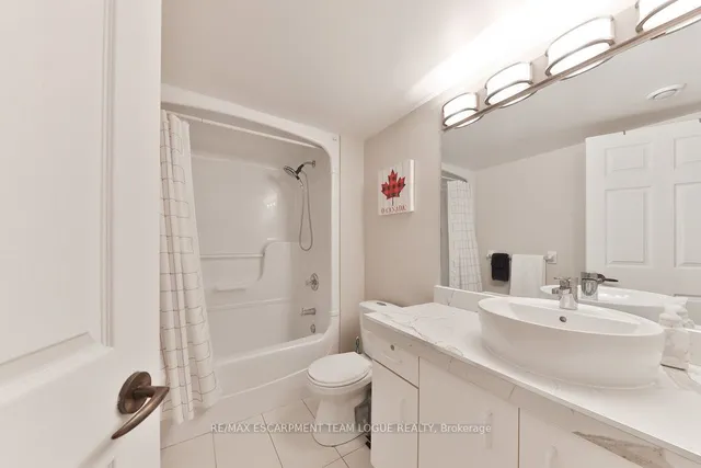 Additional image 19 of 2010 Cleaver Ave Unit 120