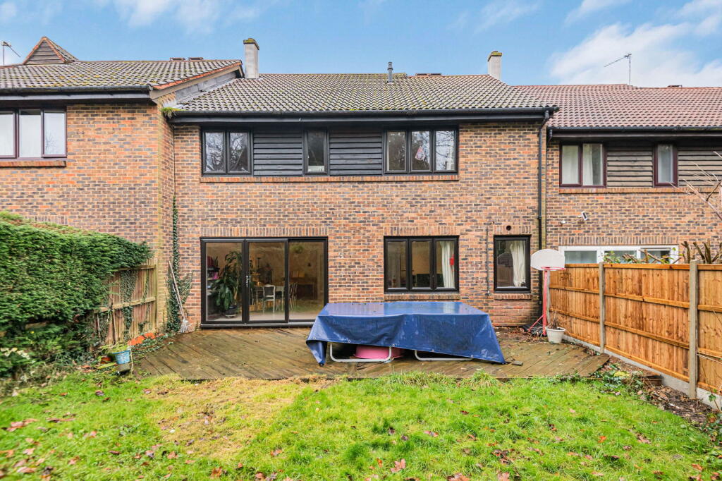 Additional image 6 of Oakham Drive, Bromley, BR2