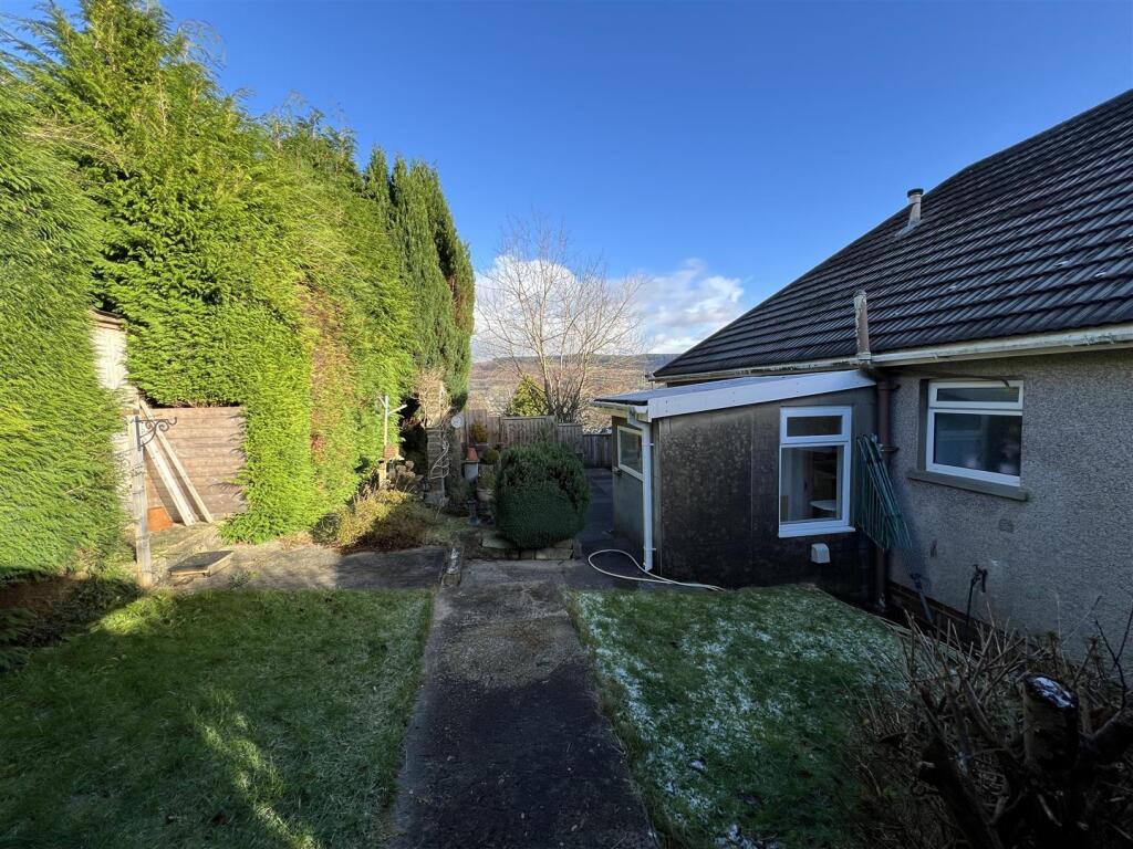 Additional image 17 of Fforchneol Row, Aberdare