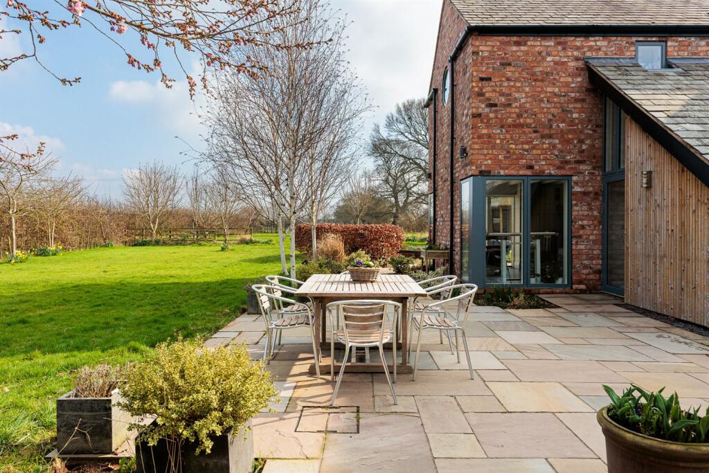 Additional image 27 of Heath Lane, Great Barrow, Chester